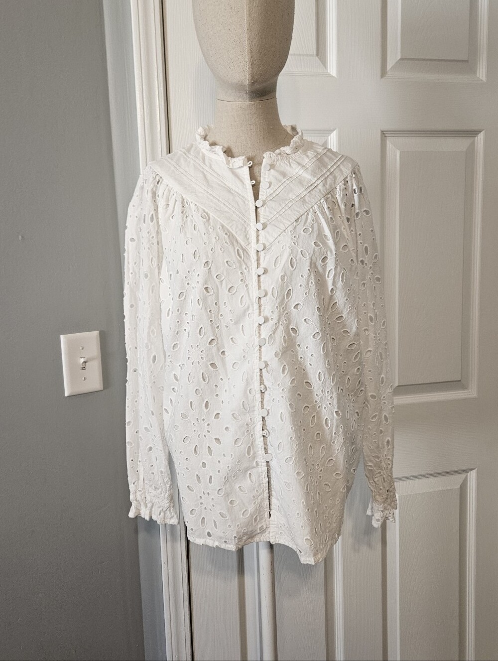 White Eyelet Button-Up Blouse with Ruffled Collar